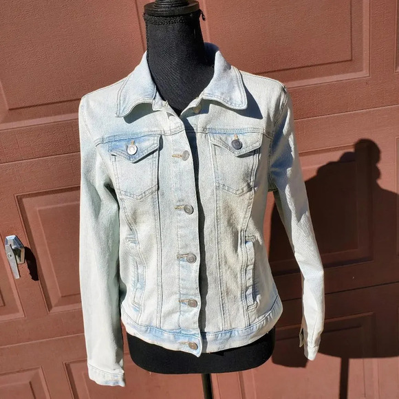 Time and Tru Women's Stretch Denim Jacket Size Small 4-6 - Picture 1 of 15